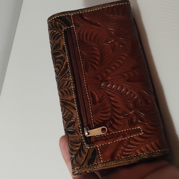 American West Desert Wildflower Ladies' Tri-Fold Wallet in antique brown - Picture 4 of 7